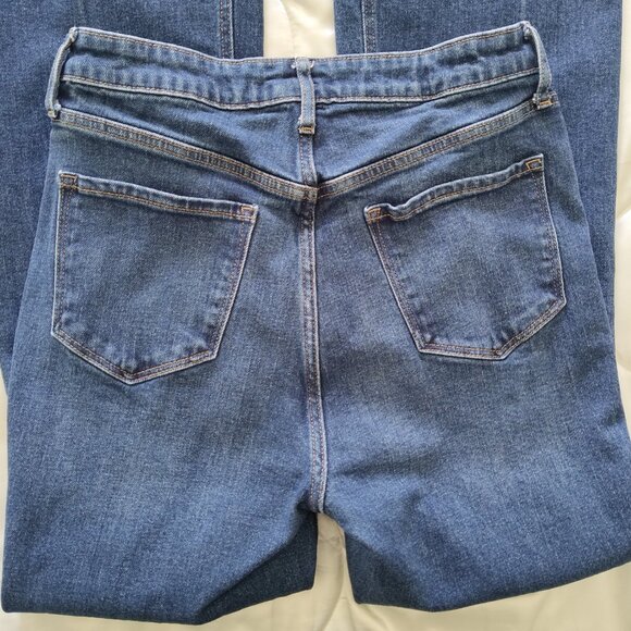 Old Navy Higher High Waisted Flare Jeans Womens Size 10 - 29.5" Inseam - Picture 4 of 7